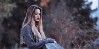 What No One Tells You About Growing Up With Mommy Issues