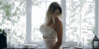 11 Things He’ll Do In Bed If He Only Sees You As A Booty Call