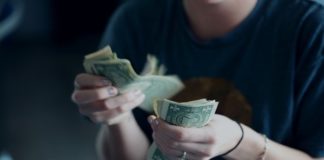 5 Smart Saving Tips For Paying Off Your Student Loans