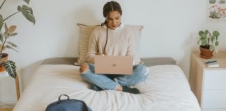 6 Small Habits That’ll Help You Live A Better & More Productive Life