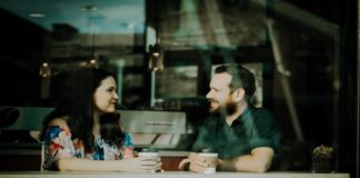 3 Signs Your Relationship Won’t Make It Past The “Talking Stage”