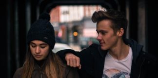 10 Negative Thought Patterns That Will Ruin Your Relationships negative-thought-patterns-relationship