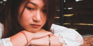 5 Things To Remember When You Feel Haunted By Regret girl-with-regret