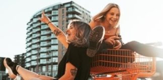 6 Ways To Make New Friends When You’re In Your Twenties friends