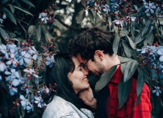 Your Partner Needs The “Right” Kind Of Support; Here’s What That Means partner-love-support