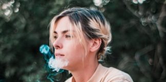 10 Toxic Boyfriend Behaviors That You Might Think Are Normal