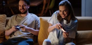 5 Reasons Adults Who Play Video Games Are Happier
