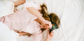 4 Ways To Turn Yourself Into A Morning Person morning-person