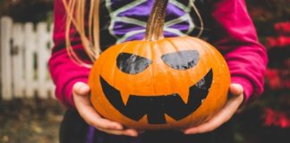 7 Safe And Spooky Ways To Celebrate Halloween This Year halloween