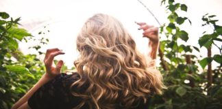 To The Wavy Mess That I Call My Hair, I Love you