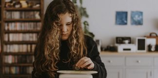 6 Ways To Successfully Save Money During The Holiday Season