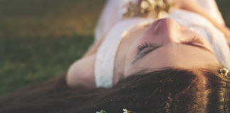 Dear Everyone: It’s Okay To Be Not Okay Right Now girl-not-okay