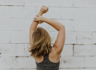 woman-skipping-fitness-goals