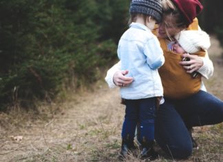 mom-children-in-woods