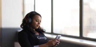 5 Benefits That Come With Listening To Audiobooks