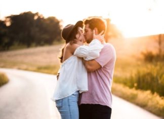 12 Definite Signs Your Friend With Benefits Is Catching Feelings
