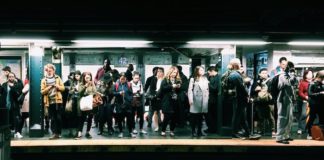 20 Thoughts We All Have Had While Commuting Home From Work