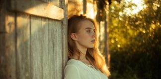 To My Ex-Lover That I Can’t Move On From woman-still-love-ex-boyfriend