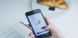 The Pros & Cons Of Adding Your Political Affiliation To Your Dating Profile