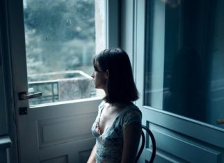 woman-after-breakup