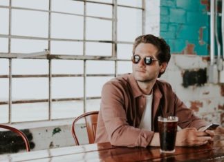 Why So Many Men Are Joining Bumble (That Has Nothing To Do With Dating)