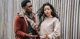 6 Effective Conflict Resolution Strategies To Use In Your Life