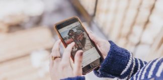 Why We Need To Stop Using Social Media To Brag About Our Lives