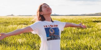 6 Ways To Keep Your Positive Energy From Leaking girl-outside-energy