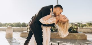 couple-love-together