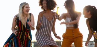 friends-breakup-celebrate