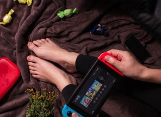 woman-playing-video-games