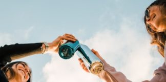 6 Insensitive Things People Say When You Don’t Drink girls-drink-water