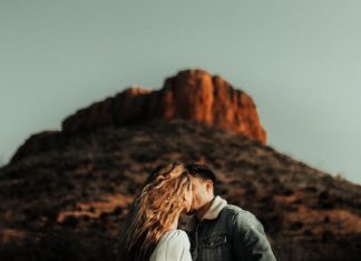 5 Ways To Strengthen Your Relationship So Nothing Can Break You Apart