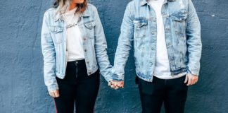 5 Ways Social Media Can Make A Guy Feel More Attached To You