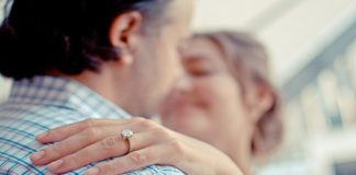 Why Women In Relationships Need To Stop Focusing On ‘The Ring’ women