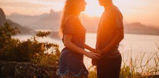 4 Ways To Rekindle Romance And Intimacy In Your Relationship couple-romance-alive