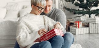 5 Self-Care Items To Add To Your Christmas List christmas-self-care-items