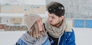 5 Ways To Feel Closer To Your Partner & Overcome Your Relationship Problems