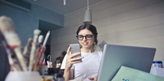 5 Ways To Balance Your Work & Personal Life So That You Can Thrive work