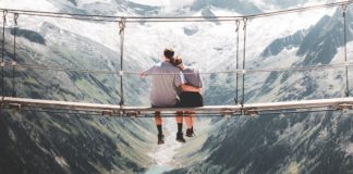 8 Ways You Can Really Connect With Your New Significant Other Couple On Bridge