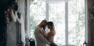 10 Ways To Stay In The Honeymoon Phase Of Your Relationship