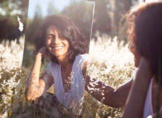 9 Ways To Accept And Love Your Life Today