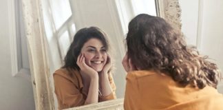 How To Be Happy While You Work Towards Improving Your Life