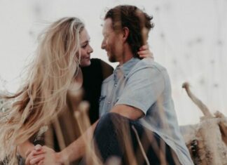 3 Signs You’re Dangerously Obsessed With Your New Relationship