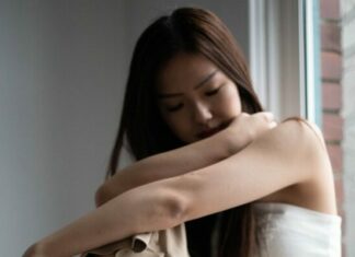 10 Mantras That Will Get You Over That Terrible Breakup ASAP