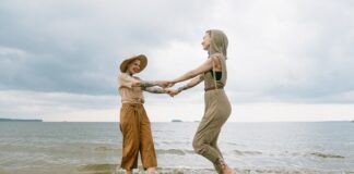 Why Protecting Your Skin Requires Year-Round Effort protecting-your-skin-at-beach