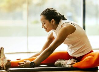 woman-strength-training-exercise