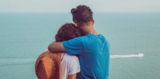 The 4 Types Of Intimacy Every Couple Has In A GOOD Relationship