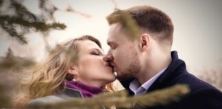 Why Your ‘Selfless’ Attitude Is Selfish In Your Relationship