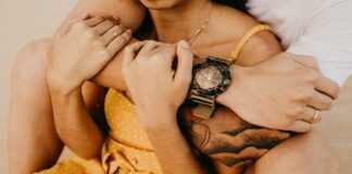 6 Ways To Create More Intimacy & Connection In Your Relationship